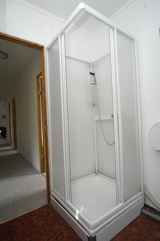 Solbrekka Guesthouse Mjoifjorthur Экстерьер фото