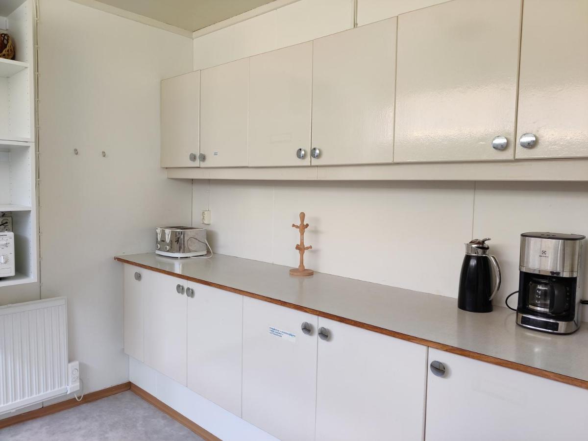 Solbrekka Guesthouse Mjoifjorthur Экстерьер фото