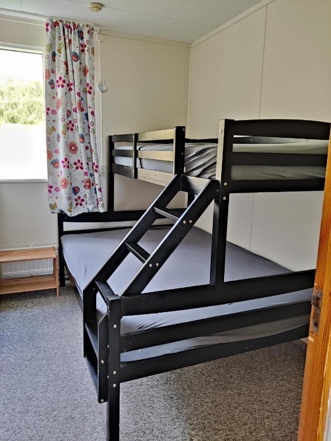 Solbrekka Guesthouse Mjoifjorthur Экстерьер фото
